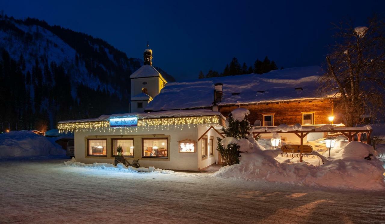 Gasthaus Traube Bichlbach Bagian luar foto